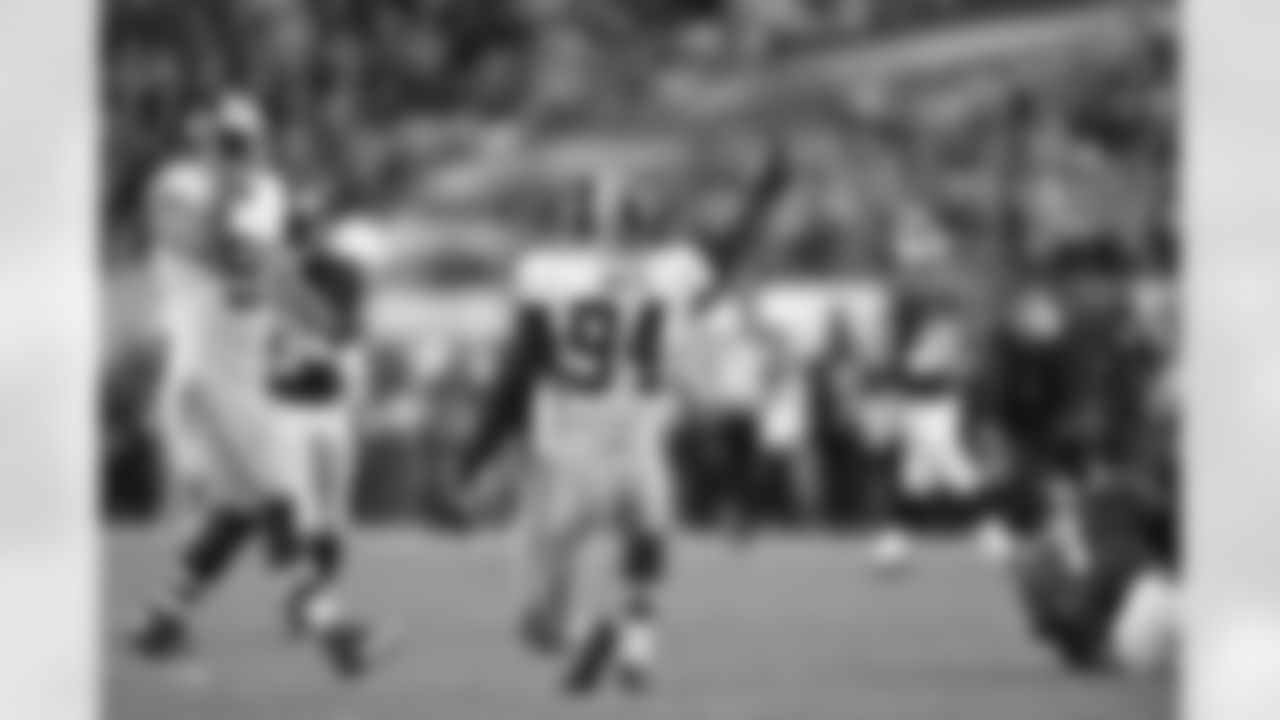 Preston Smith (10 TFL)