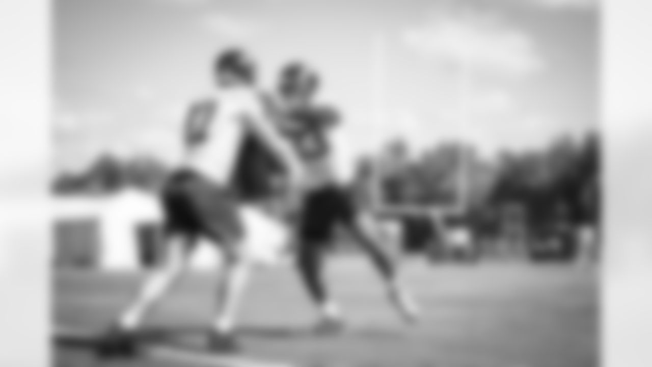 20210930 Week 4 Falcons Practice 051