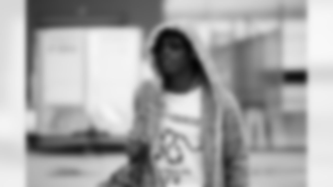 102718Travel-017