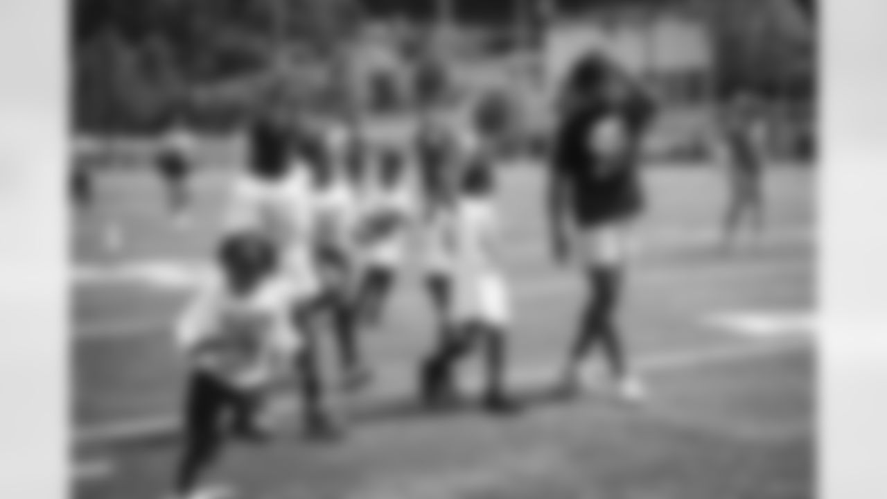 Terry McLaurin Football Camp Gallery33561