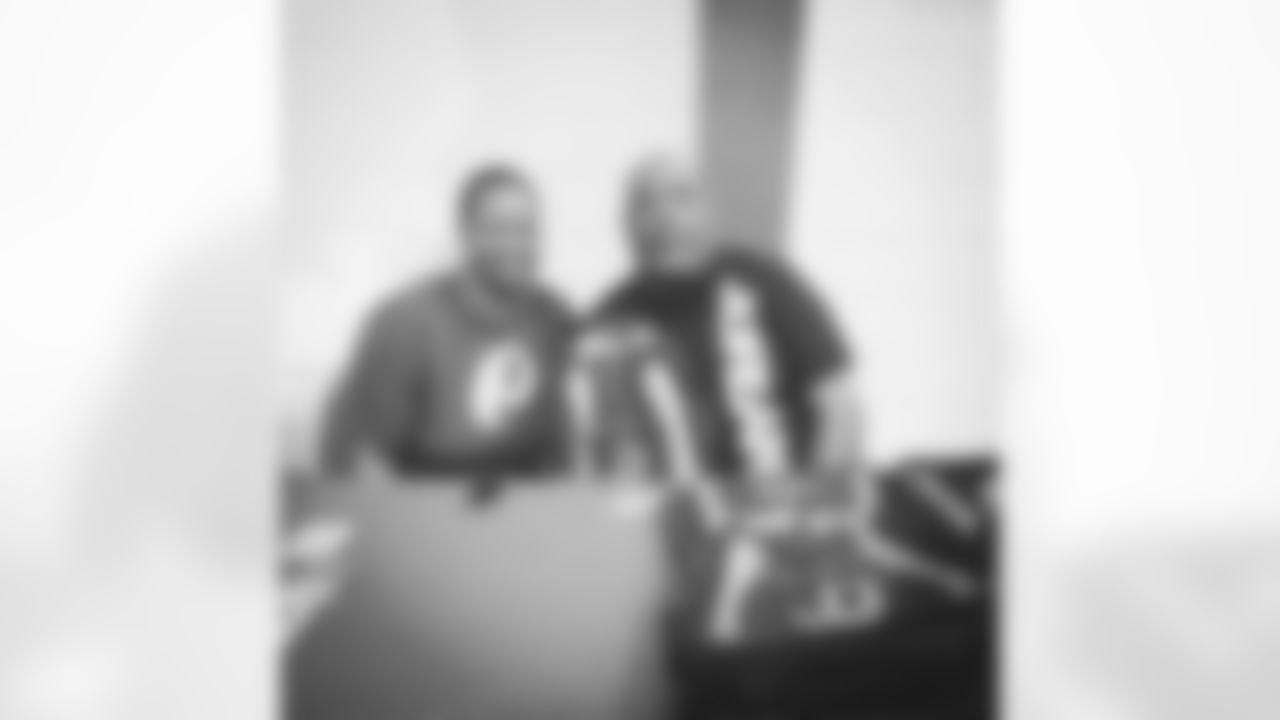 jarvis4499 Congrats to my two biggest critics and supporters my mother and father Mr and Mrs Lica and Larry Jenkins. 27 years of marriage today and counting. You guys keep me goin.