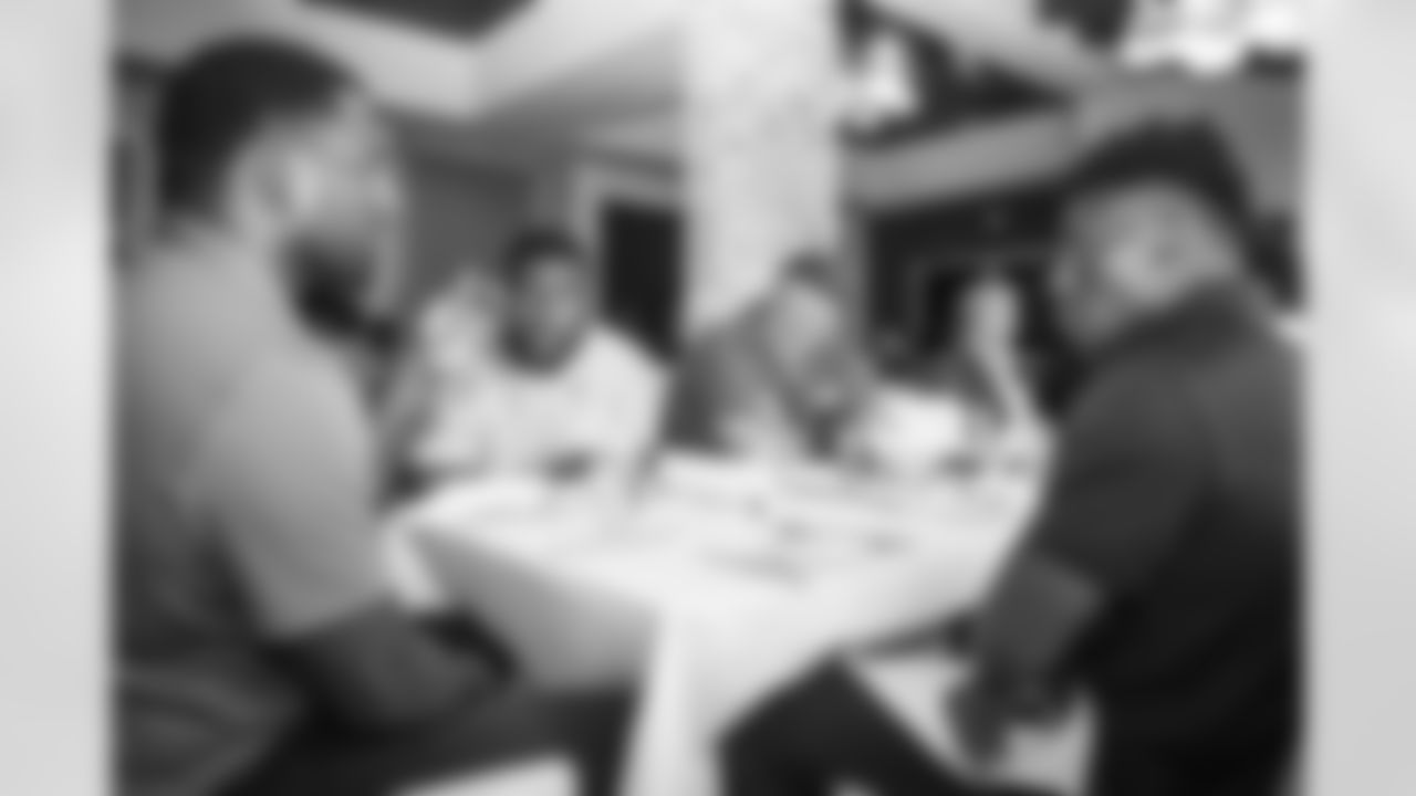 06012022 Rookie Dinner 016