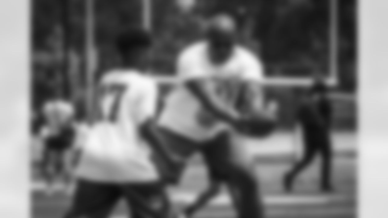 Terry McLaurin Football Camp Gallery33575
