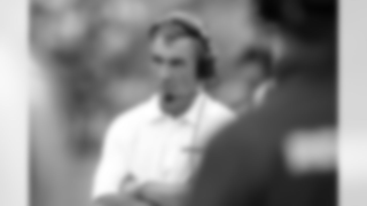Washington Redskins head coach Mike Shanahan on the sideline at FedExField on Sunday, Sept. 22, 2013.