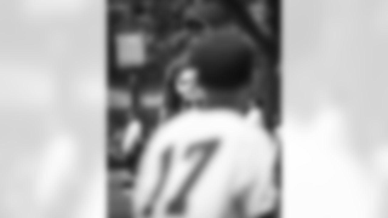 Terry McLaurin Football Camp Gallery33581