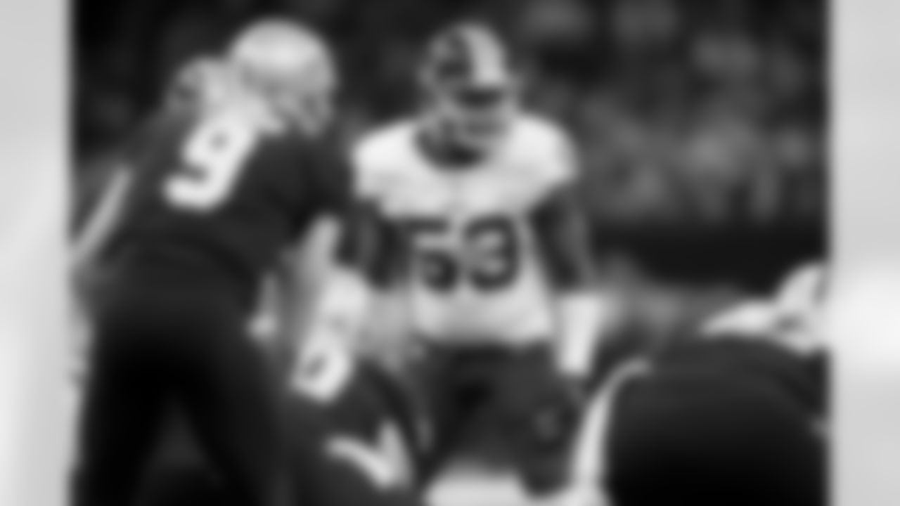 LB Zach Brown