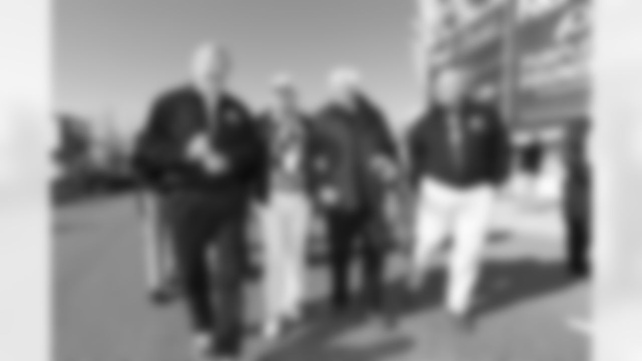 Billy Kilmer, second from left, was a popular figure a the parade.