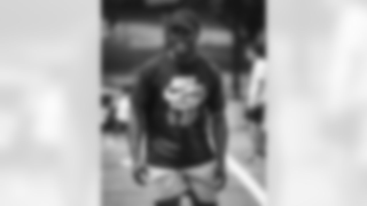 Terry McLaurin Football Camp Gallery33580