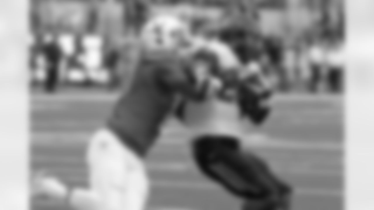 Shiro Davis, Linebacker, Texas