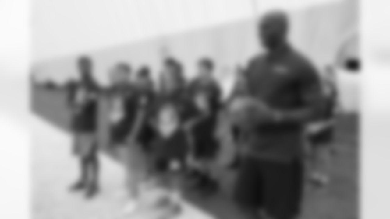 washington_redskins_gatorade_junior_camp_042