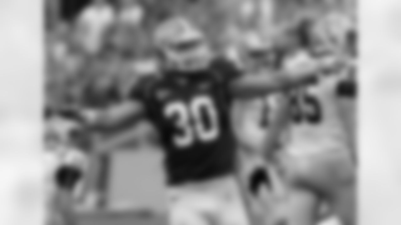 LB Houston Bates