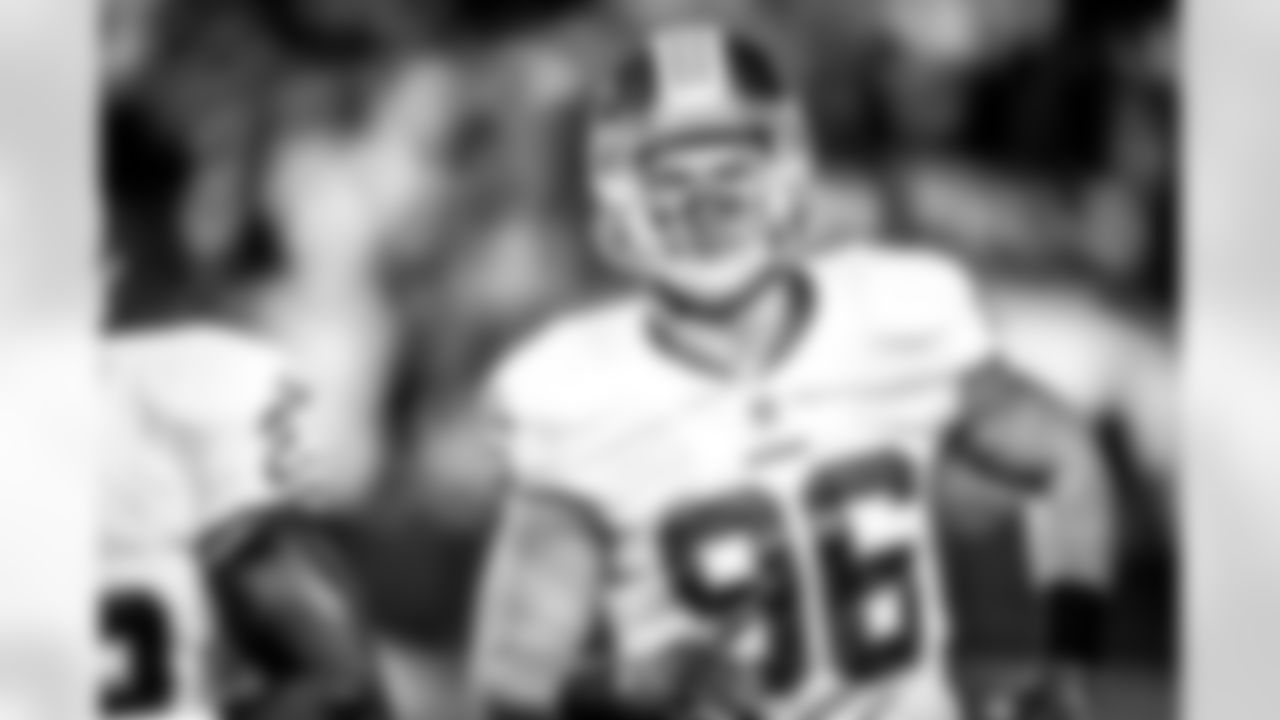 LB Houston Bates