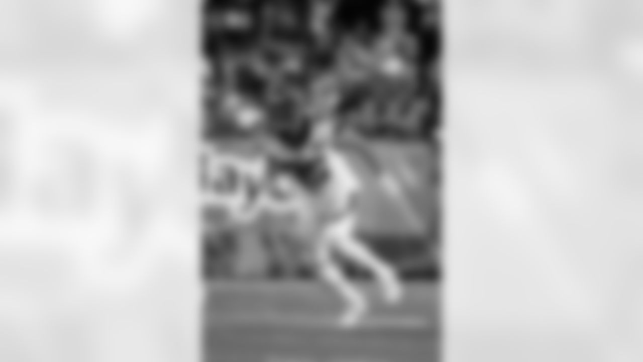 TE Tyler Eifert