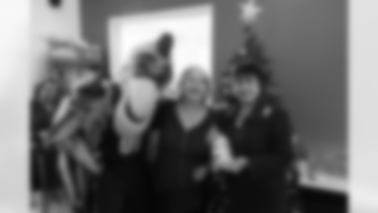 New Orleans Saints owner and Pelicans governor Gayle Benson attended the holiday party of the Bastion community and gifted Rouses gift cards to 58 families on Thursday, December 15 as part of her 2022 Month of Giving for the holiday season.
