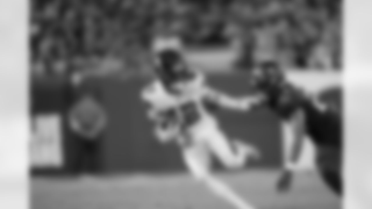 Check out photos of New Orleans Saints wide receiver Chris Olave in action throughout the 2022 season.