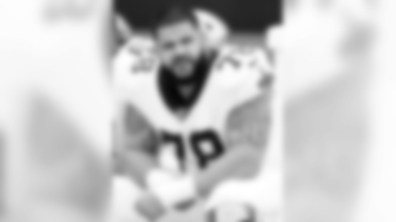 Pregame photos from Charlotte as the New Orleans Saints prepared to take on the Carolina Panthers in week 17 of the 2019 NFL season.