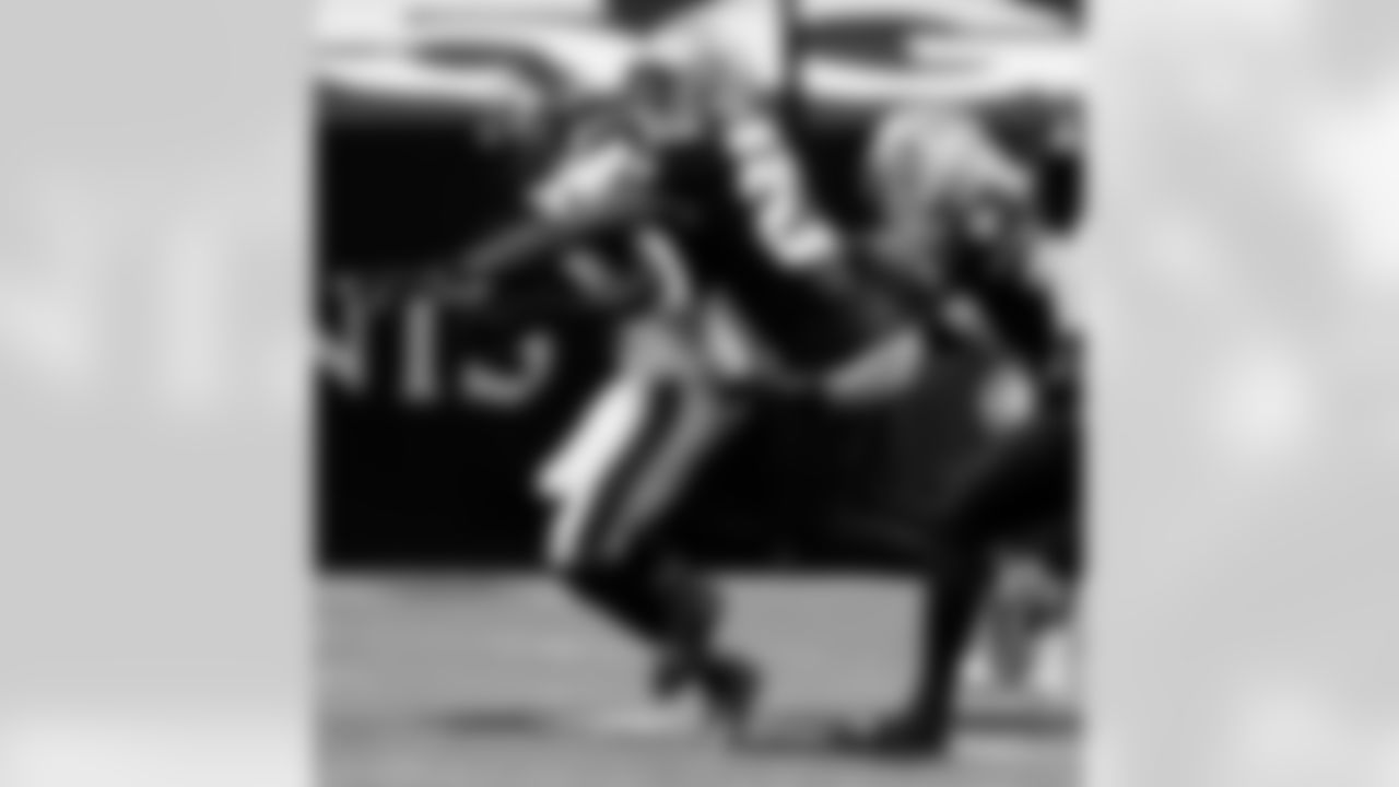 Game action photos from the New Orleans Saints playing host to the Tampa Bay Buccaneers in Week 1 of the 2020 NFL season.