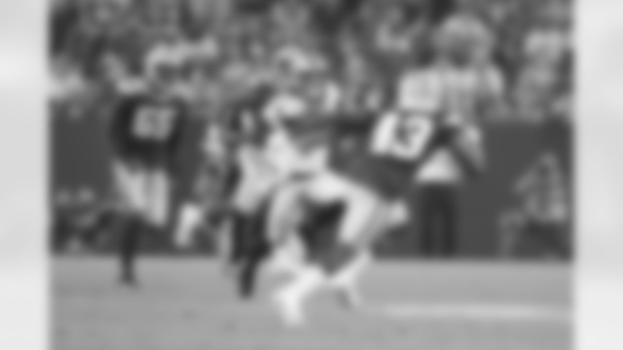 New Orleans Saints quarterback Ian Book in action during their 2022 Preseason Week 2 game against the Green Bay Packers.