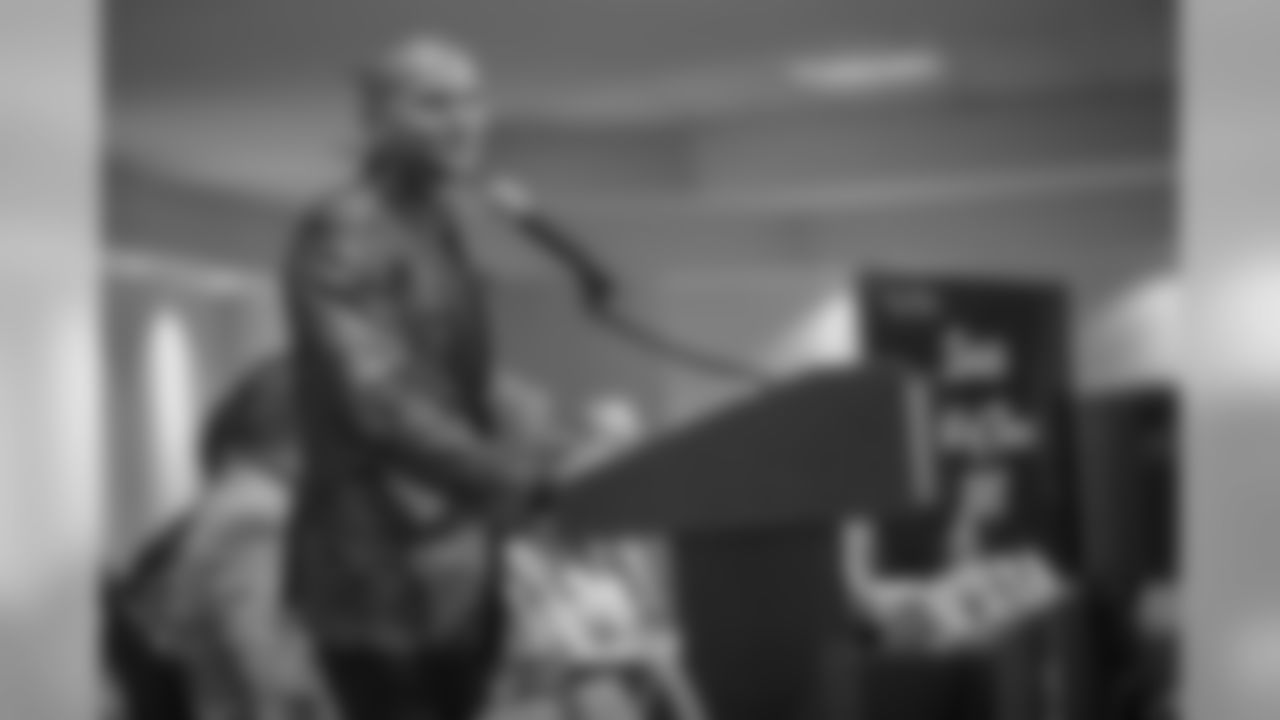gallery-saints_hof-2560-1440-091418-01954