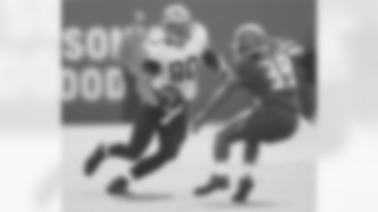 New Orleans Saints announced that they have signed tight end Jimmy Graham on Tuesday, July 25, 2023. Check out the best photos of Jimmy in action with the New Orleans Saints during his NFL career.