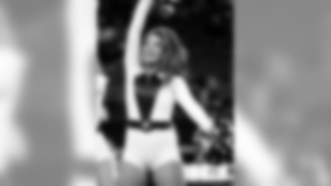 2019 Saints Pre Season
Vikings 35 Saints 24 (L)
2019 New Orleans Saints
All Images Copyright Michael C. Hebert
