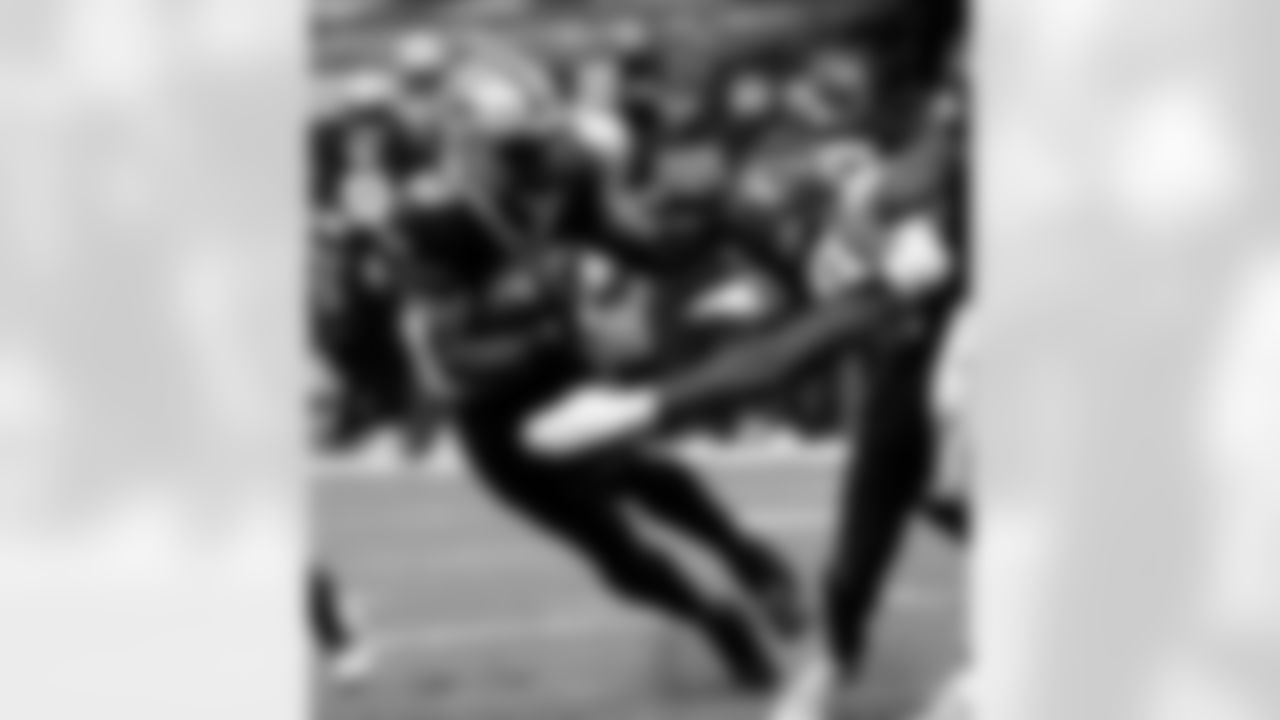 Game action photos from the New Orleans Saints playing host to the Tampa Bay Buccaneers in Week 1 of the 2020 NFL season.