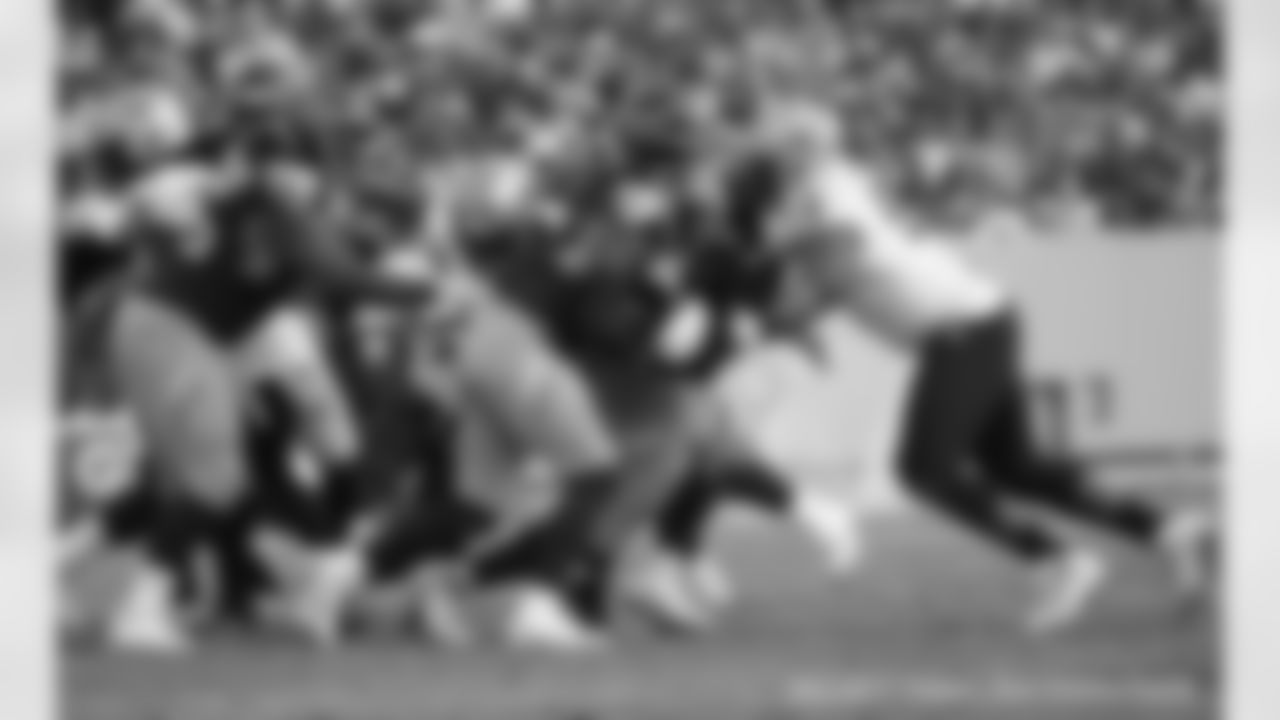 The New Orleans Saints take on the Tennessee Titans on the road in Week 10 of the 2021 NFL season.