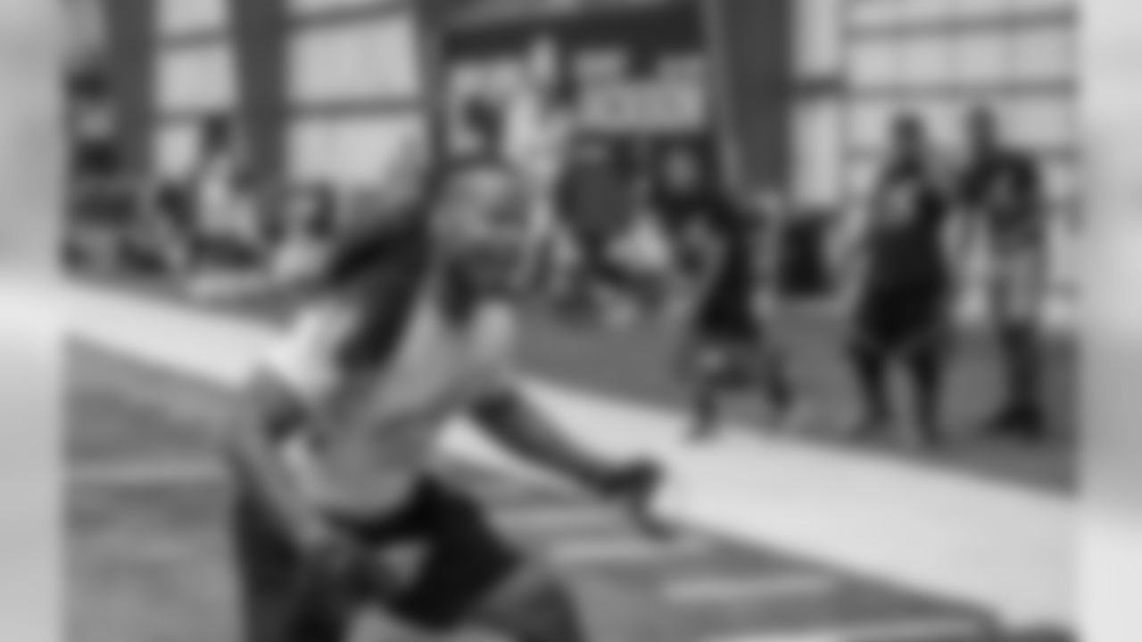 Gallery-AlvinKamara-Camp-060119_036