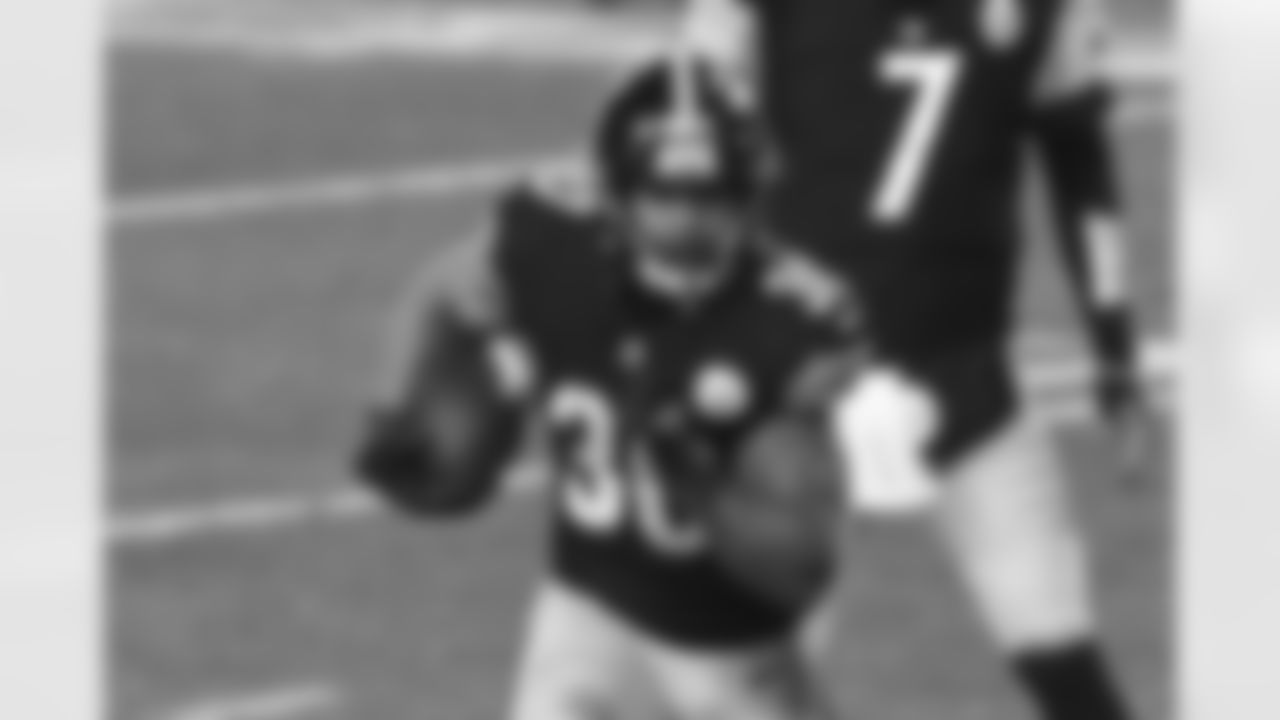 Pittsburgh running back James Conner was selected with the 105th pick in the 2017 NFL Draft by the Pittsburgh Steelers.