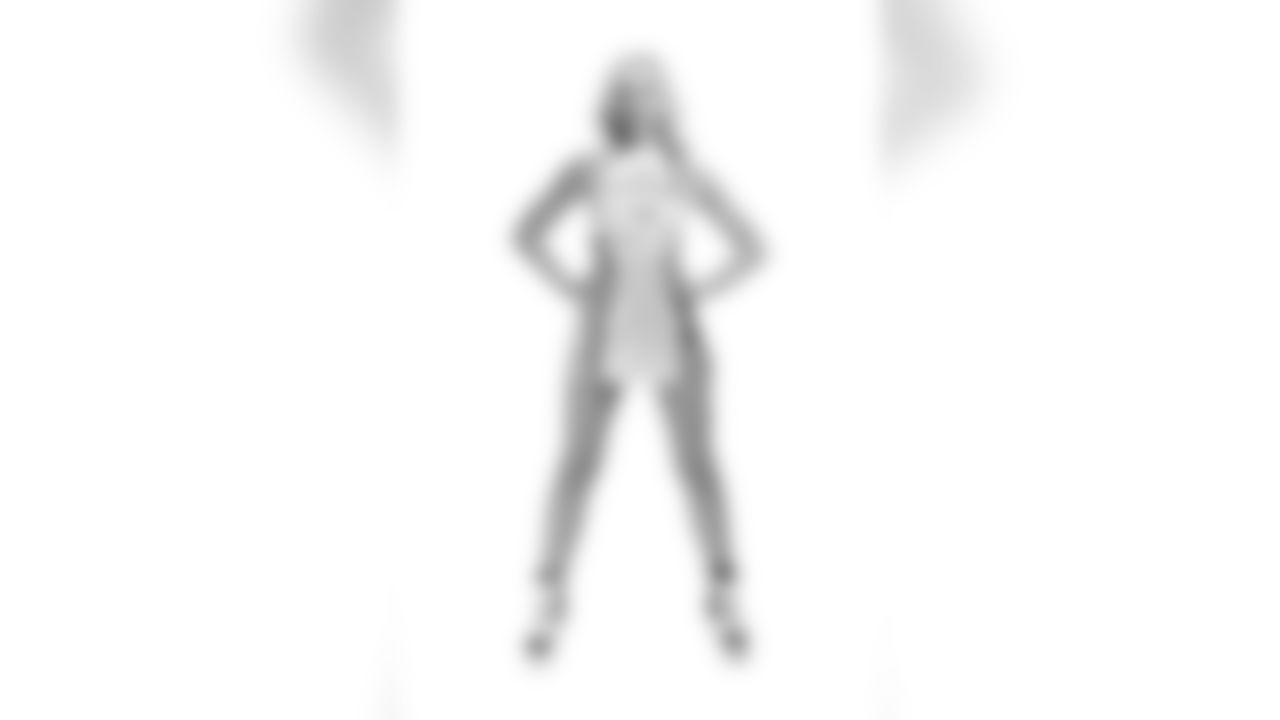 Gallery_Faces_Saintsations_Bekah010419_05