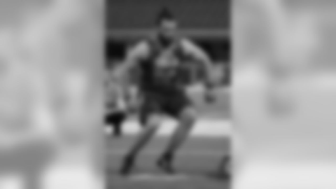 5. ILB Ben Heeney, Kansas - 6.68 sec