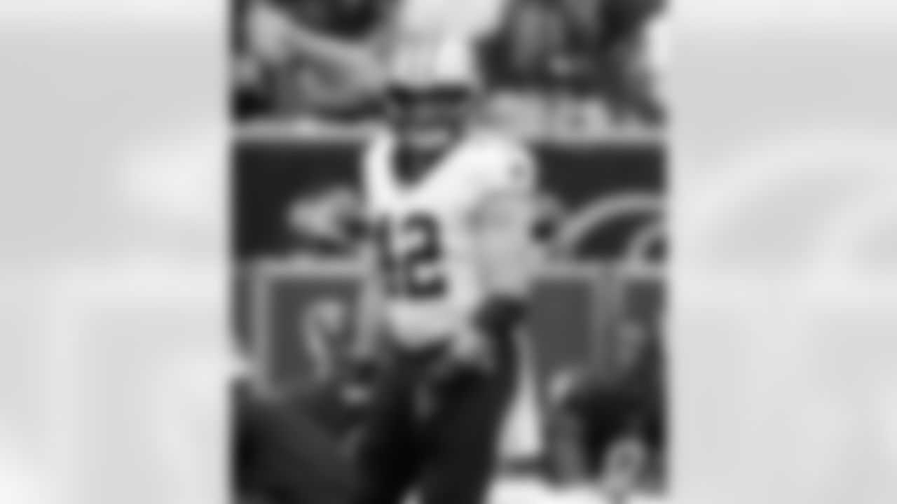 Check out the game action shots from the New Orleans Saints game against the Houston Texans in Week 6 of the 2023 NFL season.
