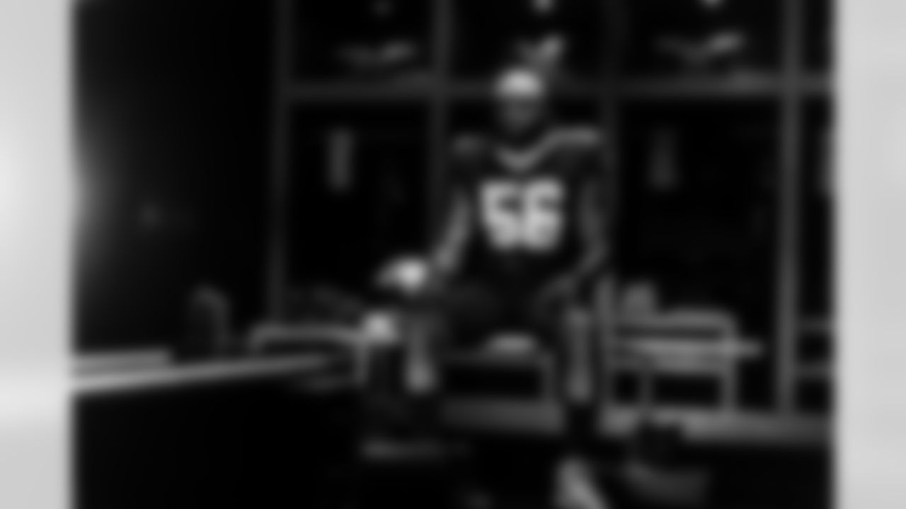 Go behind the scenes as New Orleans Saints players suit up for the team's annual Media Day circuit ahead of the 2022 NFL season.