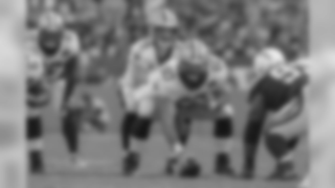 Gallery-saints-chargers-psgame3-2560x1440-1944