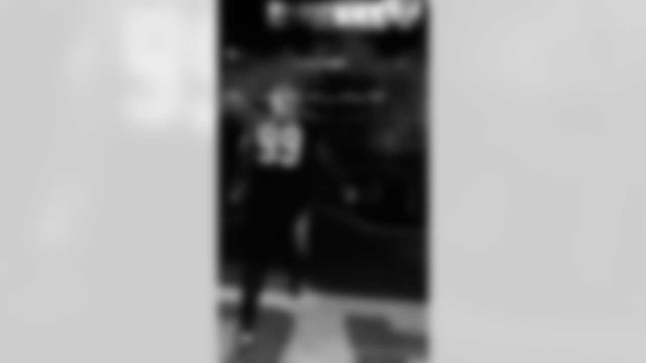 Check out the team arrivals and preparations from the New Orleans Saints ahead for their Week 15 matchup against the Atlanta Falcons.