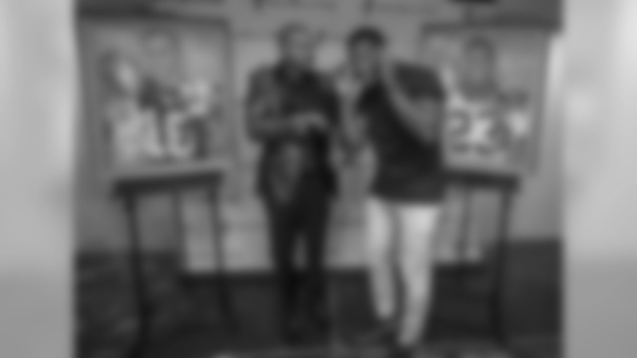 gallery-saints_hof-2560-1440-091418-02781