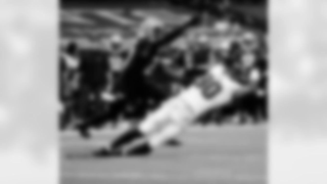 Game action photos from the New Orleans Saints playing host to the Tampa Bay Buccaneers in Week 1 of the 2020 NFL season.