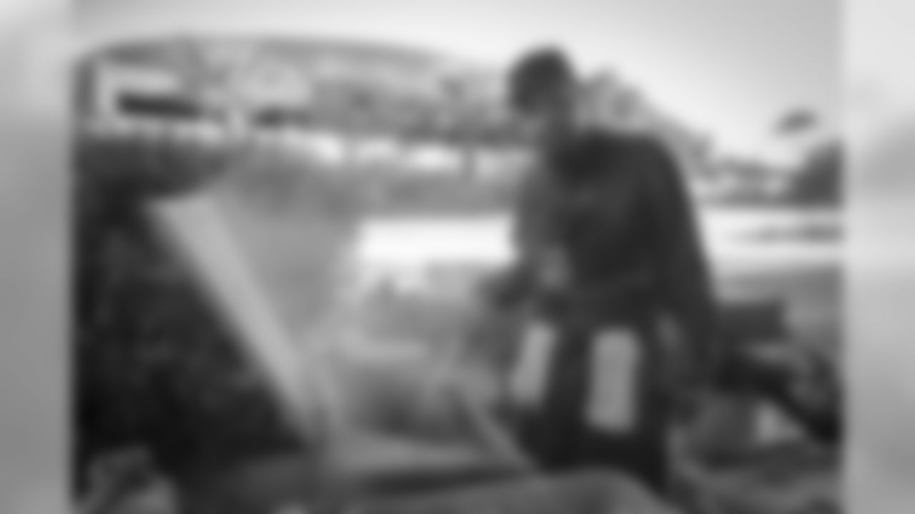 Gallery-Fans-2560-1440-0037