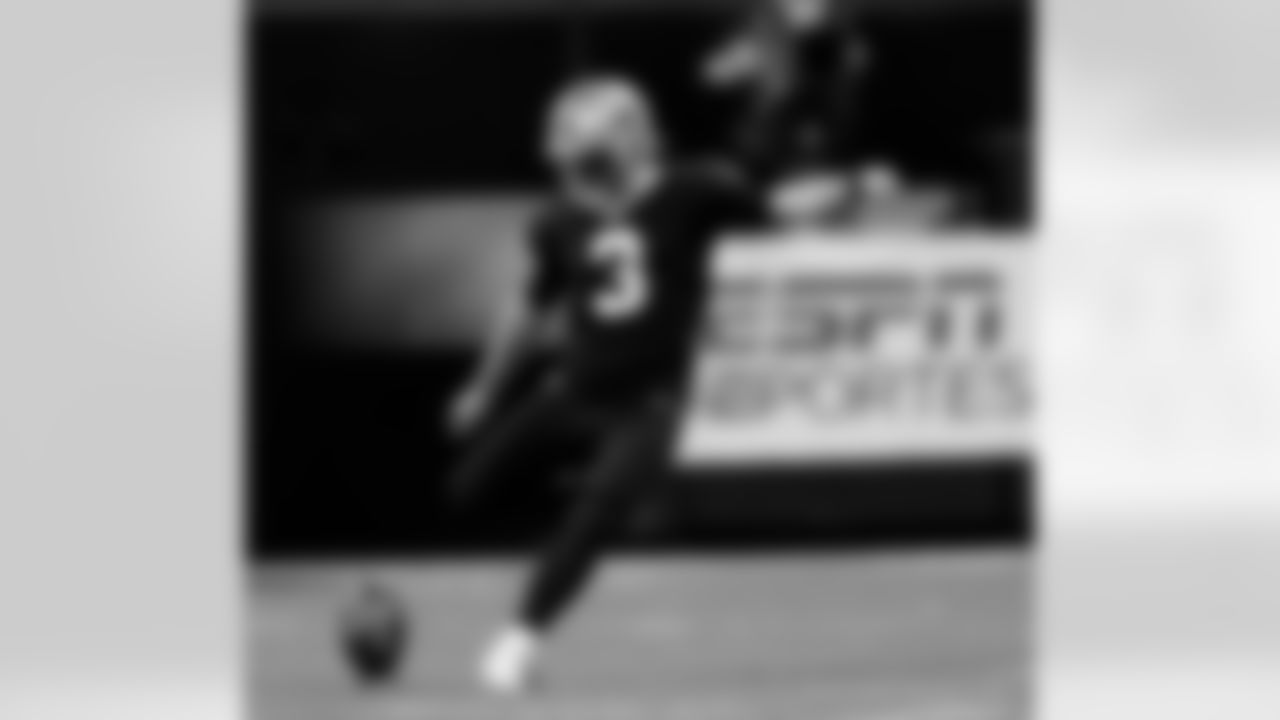 Game action photos from the New Orleans Saints vs. Los Angeles Chargers matchup in Week 5 of the 2020 NFL season.