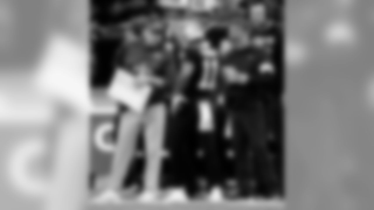 Check out the game action between the New Orleans Saints and Tampa Bay Buccaneers in Week 5 at the Mercedes-Benz Superdome.