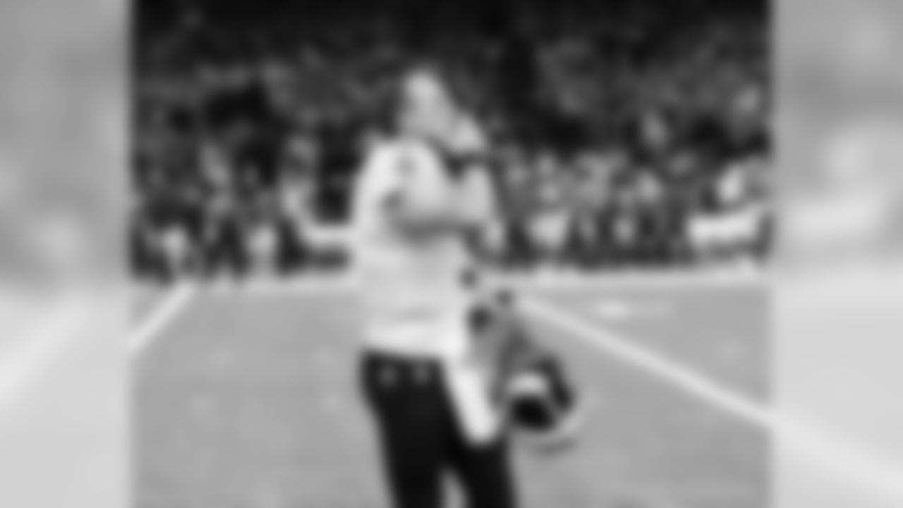 Gallery_BreesRecord_WK5_100818_14