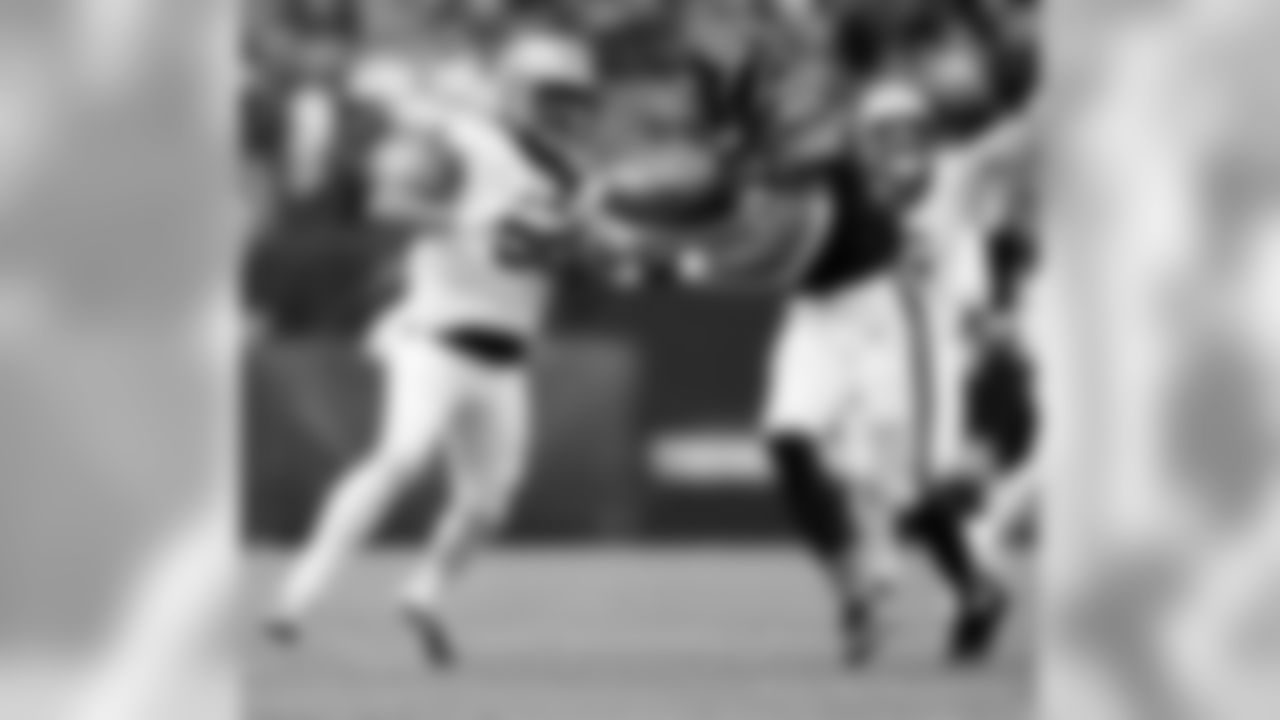 2nd gallery of game action photos from the New Orleans Saints win over the Chicago Bears in Week 7 of the 2019 NFL season.