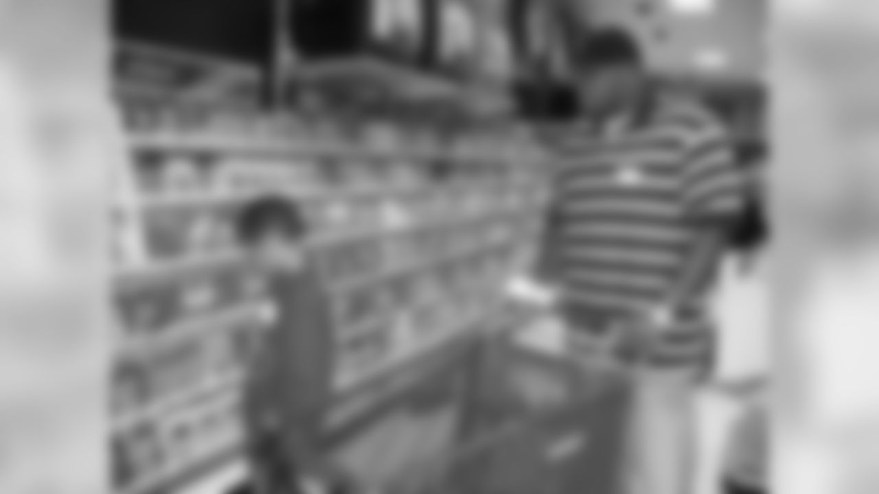 Deuce Shopping Spree