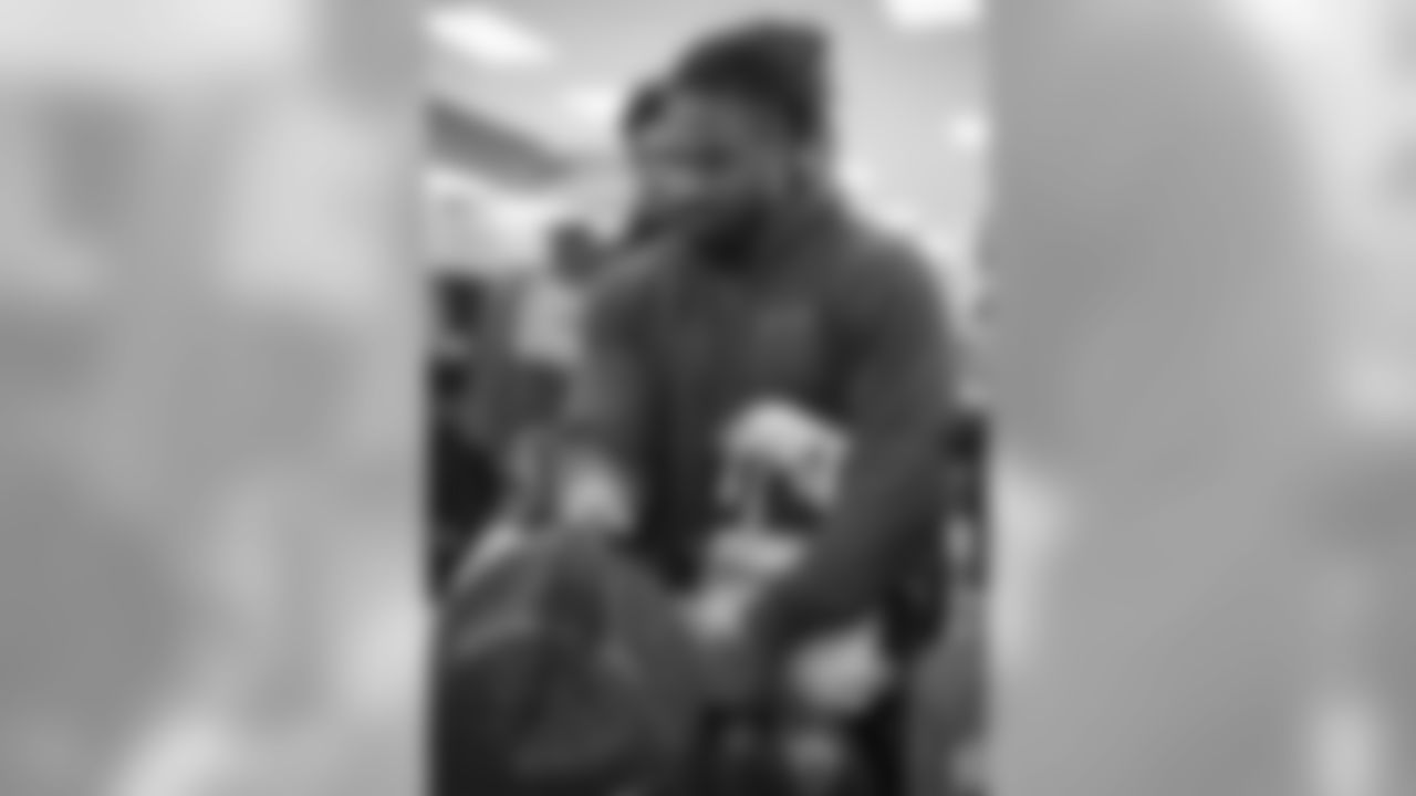 Gallery_BackPackGiveAway_CamJordan_TArmstead_08201914