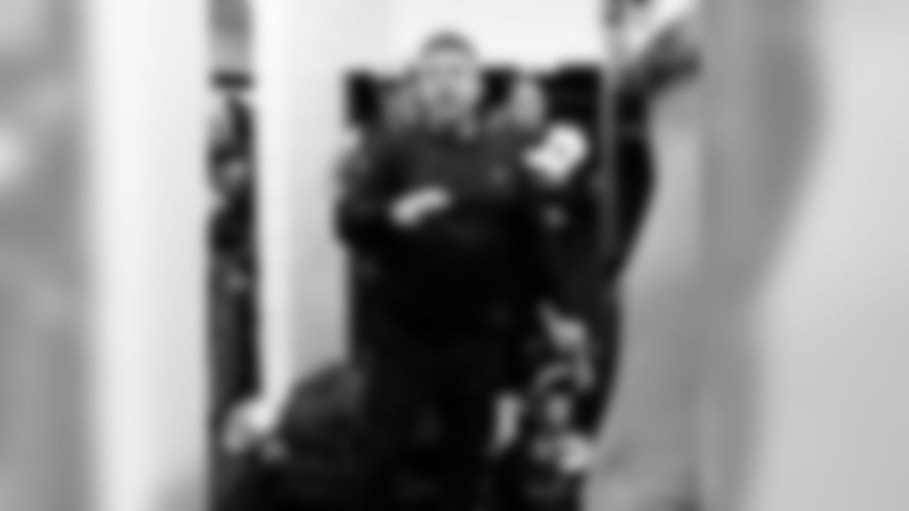 Gallery-Reg-Wk7-Saints-Ravens-Locker-Room-102118-039