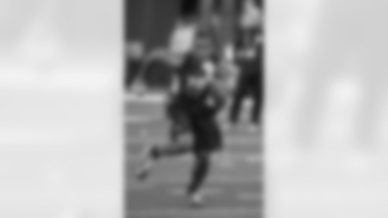 LB Darron Lee