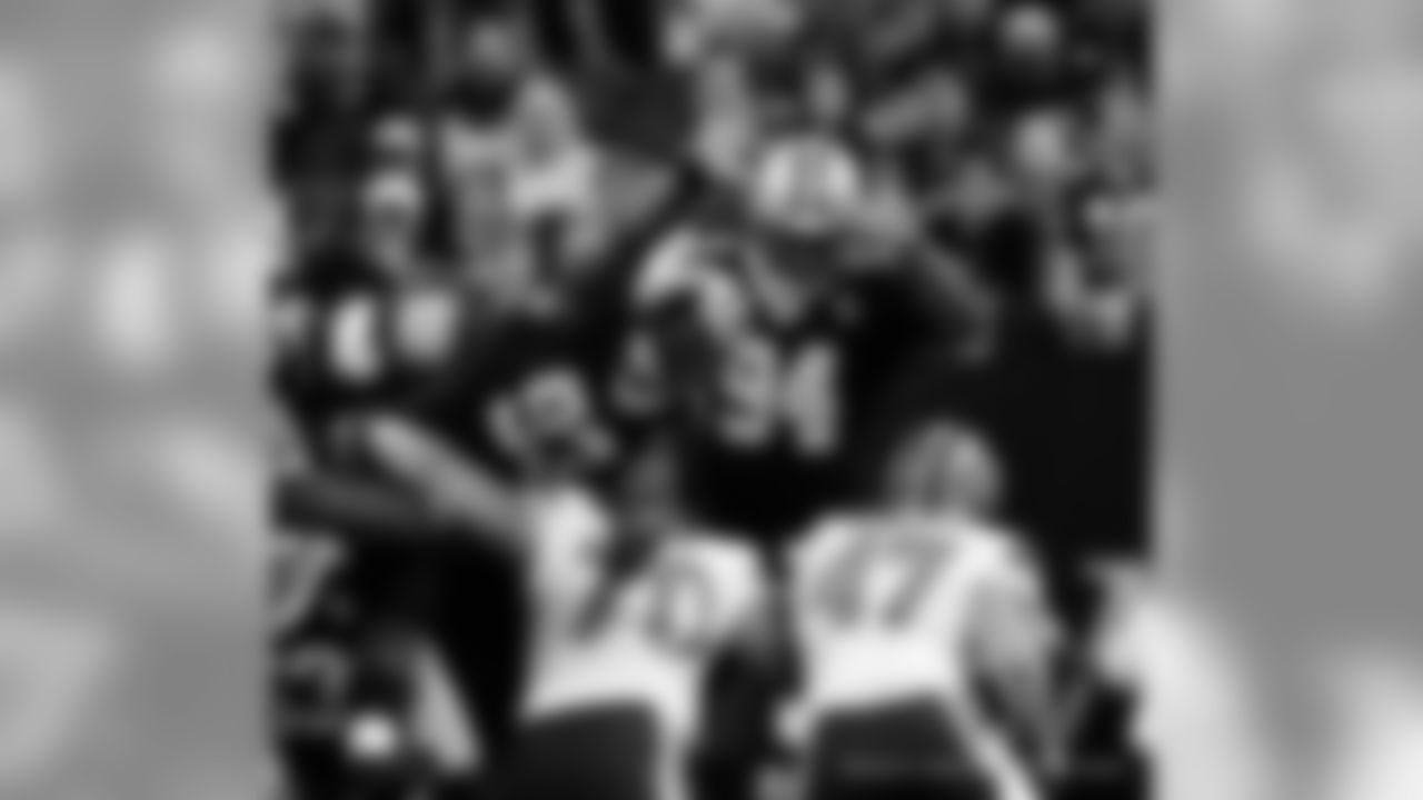 2018 Season
Saints 21 - Browns 18
Saints 1-1 in 2018 Regular Season
New Orleans Saints 2018 Season
Michael C. Hebert