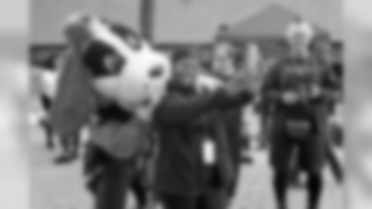 New Orleans Saints mascot Gumbo propelled down the side of Benson Tower on December 6 as part of a fundraiser for the Special Olympics.