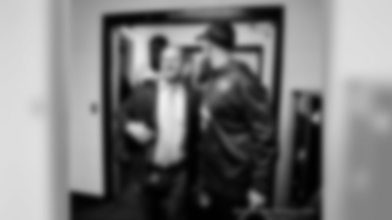 Gallery-Reg-Wk7-Saints-Ravens-Locker-Room-102118-015
