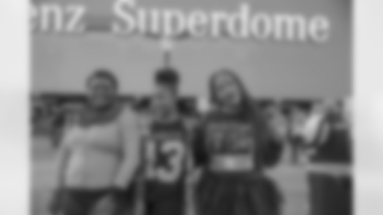 Gallery-Fans-2560-1440-1341